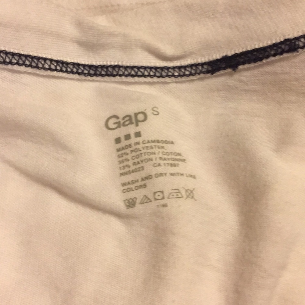 Shirt/Lot - Picture 2 of 8
